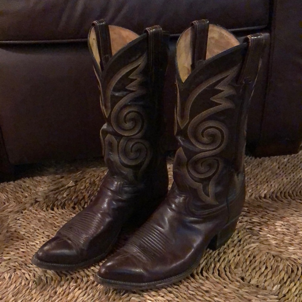 Vintage Tony Lama Cowboy Boots, men’s size 9